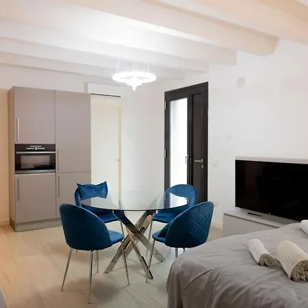 Apartment-boutique Gioia *